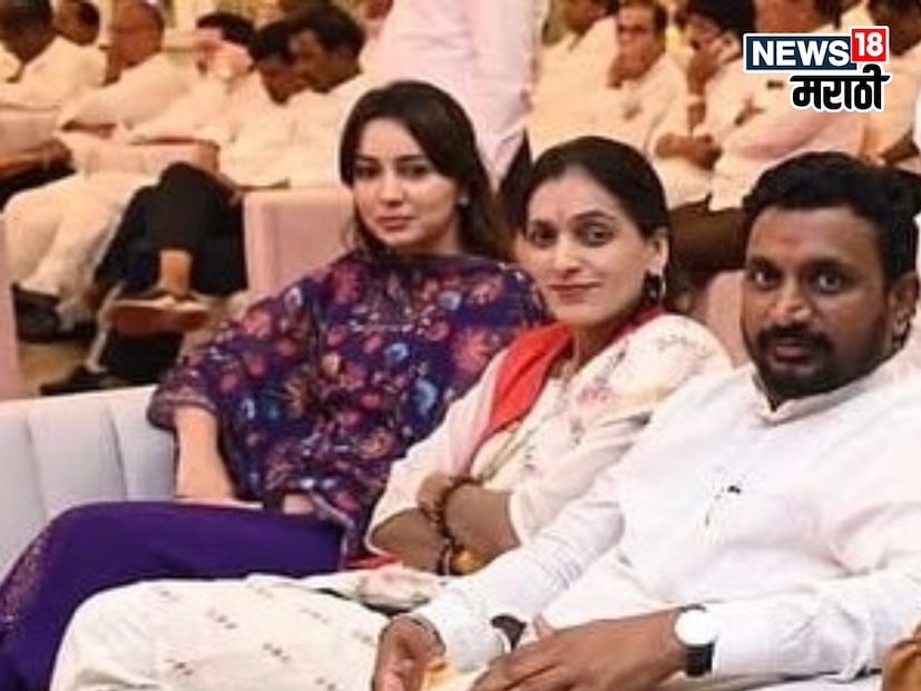 निर्मला नवले या उच्चशिक्षित असून त्यांनी आयटी इंजिनिअरिंगचे शिक्षण पूर्ण केले आहे. शिक्षण पूर्ण झाल्यानंतर त्यांचा विवाह कारेगावच्या शुभम नवले यांच्याशी झाले.