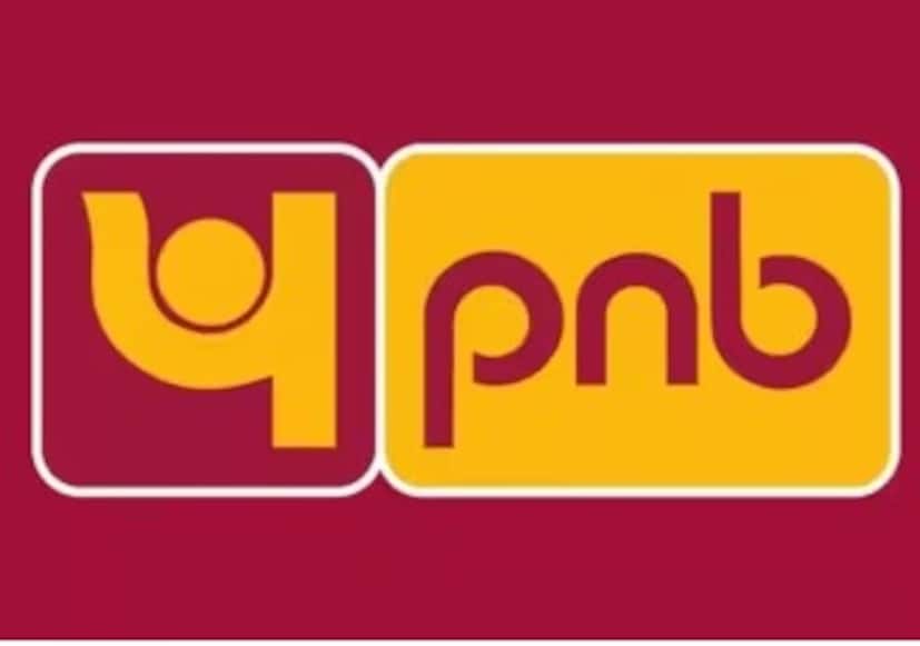 KYC म्हणजे काय? : KYC म्हणजे Know Your Customer. ते खातेधारकांची ओळख पडताळते. केवायसी पूर्ण करण्यात अयशस्वी झाल्यास बँकिंग फसवणूक, बनावट अकाउंट, मनी लाँडरिंग आणि सायबर आर्थिक गुन्ह्यांना प्रोत्साहन मिळते. तुमचे अकाउंट हॅकर्ससाठी असुरक्षित बनते, विशेषतः ज्यांच्याकडे आधीच बँक अकाउंट आहे आणि ज्यांनी त्यांचा पत्ता बदलला आहे, ज्यांचे ओळखपत्र कालबाह्य झाले आहे, ज्यांचा मोबाईल नंबर रजिस्टर्ड नाही किंवा ज्यांचे पॅन कार्ड अपडेट केलेले नाही.