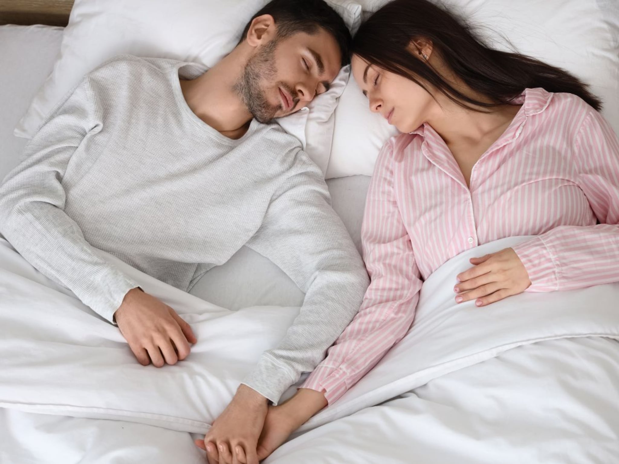 थंडीत बायकोचे हात-पाय थंड आणि नवऱ्याचे गरम का लागतात? 99 टक्के जोडप्यांना 'या' गोष्टी माहितच नसणार