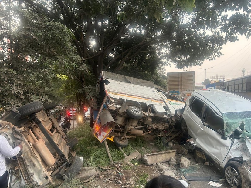 पुण्याच्या नवले ब्रिजवर संध्याकाळच्या सुमारास ही घटना घडली. भरधाव कंटेनरचं ब्रेक फेल झाल्यामुळे हा अपघात घडला असल्याचं सांगितलं जात आहे.