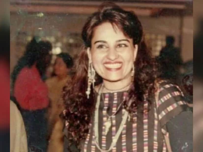 रीना आणि शत्रुघ्न सिन्हा यांचं अफेअर चर्चेत आलं होतं. पण काही कारणाने दोघांचं ब्रेकअप झालं. 1983 मध्ये रीना रॉयने पाकिस्तानी क्रिकेटपटू मोहसीन खानशी लग्न केलं. लग्नानंतर ती पाकिस्तानात स्थायिक झाली. पण तिचं लग्न फार काळ टिकलं नाही. 1990 मध्ये लग्नाच्या सात वर्षांनी तिचा डिवोर्स झाला. 