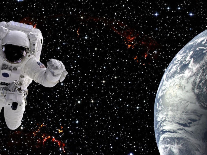 चंद्रांच्या संख्येचे हे आकडे सतत बदलत असतात, कारण खगोलशास्त्रज्ञ अजूनही छोट्या आणि अंधुक उपग्रहांचा शोध घेत आहेत.