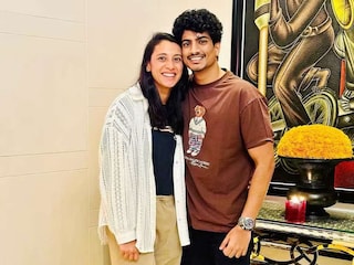 स्मृतीच्या वडिलांना हार्ट अटॅक, 9 तासात पलाशची प्रकृतीही बिघडली, नवरदेव रुग्णालयात स्मृतीच्या वडिलांना हार्ट अटॅक, 9 तासात पलाशची प्रकृतीही बिघडली, नवरदेव रुग्णालयात