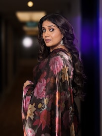 फक्त दोनच डायलॉग अन्... संजय दत्तसोबतचा बेडरूम सीन, घाबरली होती सोनाली कुलकर्णी फक्त दोनच डायलॉग अन्... संजय दत्तसोबतचा बेडरूम सीन, घाबरली होती सोनाली कुलकर्णी