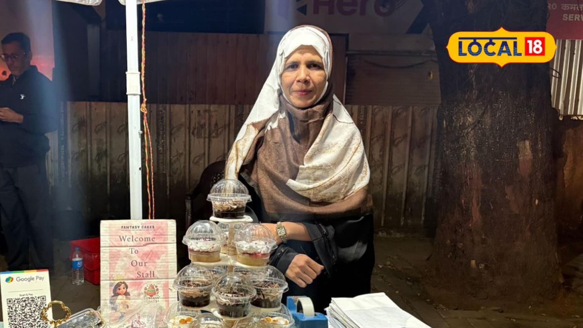 Success Story : शिक्षण फक्त दहावी, घरातूनच सुरू केला केक बनविण्याचा व्यवसाय, स्टॉलमधून महिन्याची कमाई तर पाहाच