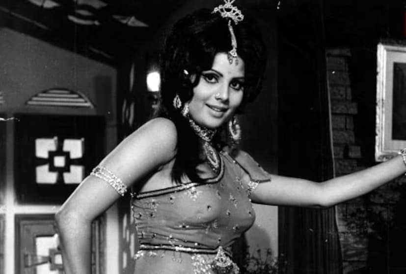 आर्थिक अडचणी आणि आरोग्याच्या समस्यांमुळे त्या हळूहळू ग्लॅमर जगापासून दूर गेल्या. नंतरच्या काळात त्या त्यांची बहीण विजयता पंडित आणि संगीतकार आदेश श्रीवास्तव यांच्या कुटुंबासोबत राहत होत्या. शेवटच्या काळात कुटुंबाचा आधार मिळाल्याने त्या सकारात्मक झाल्या होत्या, असेही त्यांनी सांगितले होते.