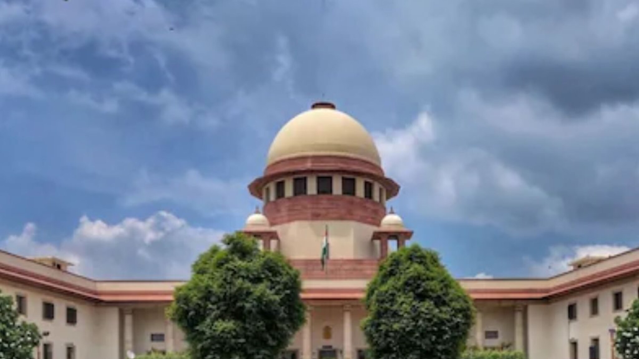 मोठी बातमी, नगरपरिषद निवडणुकीच्या मतमोजणी प्रकरणी सुप्रीम कोर्टात याचिका, शुक्रवारी सकाळीच निर्णय येणार?