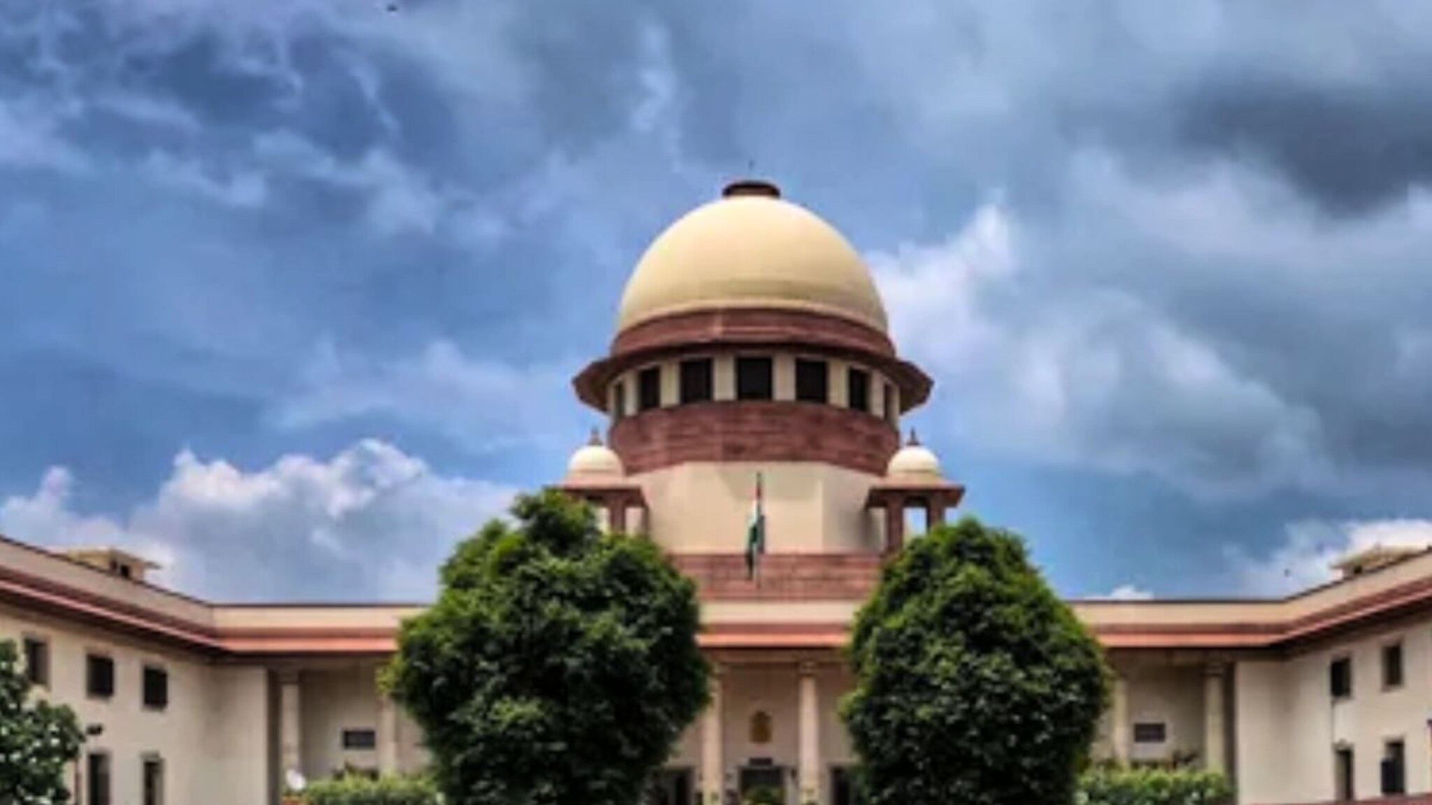 गुलाल उधळला तरी निकाल फिरू शकतो? सुप्रीम कोर्टाने उमेदवारांचं वाढवलं टेन्शन, कोर्टाची ऑर्डर समोर