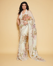 एन्जियोप्लास्टी वेळी पूर्ण शुद्धीत होती; सुष्मिता सेनचा धक्कादायक खुलासा एन्जियोप्लास्टी वेळी पूर्ण शुद्धीत होती; सुष्मिता सेनचा धक्कादायक खुलासा