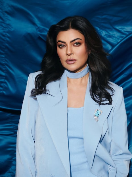  "मला जाणवले की मी अजूनही सर्व काही अनुभवू शकते.  माझ्या प्रोफेशनल आयुष्यात, ब्रँड सुष्मिता म्हणून, आणि दोन मुलांच्या सिंगल मदर म्हणून जबाबदाऱ्या सांभाळायच्या होत्या. माझ्या आयुष्यात खूप काही घडलं पण मी कधीच मागे हटले नाही. "