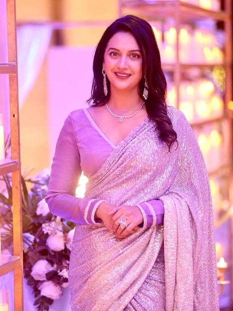 तेजश्रीनं हे फोटो शेअर करत कॅप्शनमध्ये लिहिलंय, 