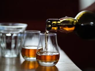 येथे मिळते जगातील सर्वात स्वस्त दारु! फक्त 35 रुपये आहे किंमत 