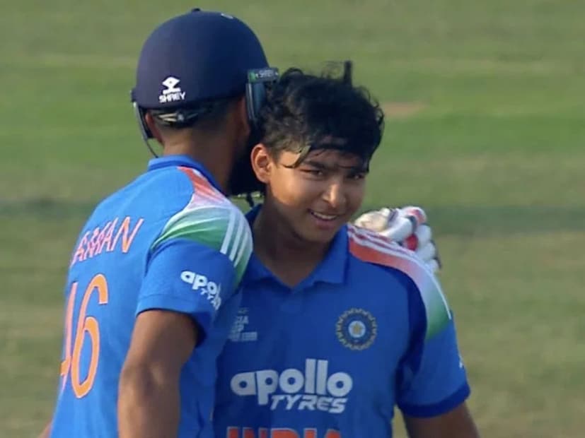 सूर्यवंशी या स्पर्धेत सलग तिसऱ्यांदा अपयशी ठरला आहे. याआधी चंडीगढविरुद्ध तो 14 रनवर आणि मध्य प्रदेशविरुद्ध 13 रनवर आऊट झाला होता. आयपीएल 2026 च्या लिलावाआधी राजस्थानने वैभवला रिटेन केलं आहे. 