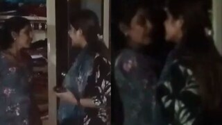 व्हायरल व्हिडीओ