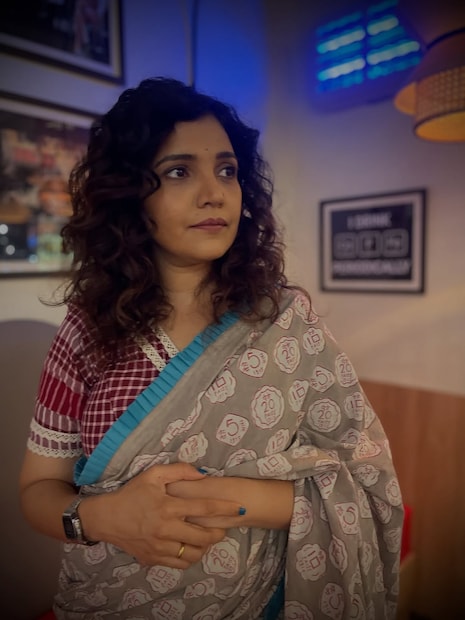 मुक्ता बर्वे यांना लग्नाळू मुलांच्या मानसिकतेबद्दल प्रश्न विचारण्यात आला, की यशस्वी आणि जास्त पैसे कमावणारी मुलगी त्यांना नको असते, कारण त्यामुळे घरात स्पर्धा निर्माण होईल असे वाटते, असा अनुभव तुम्हाला आला का?