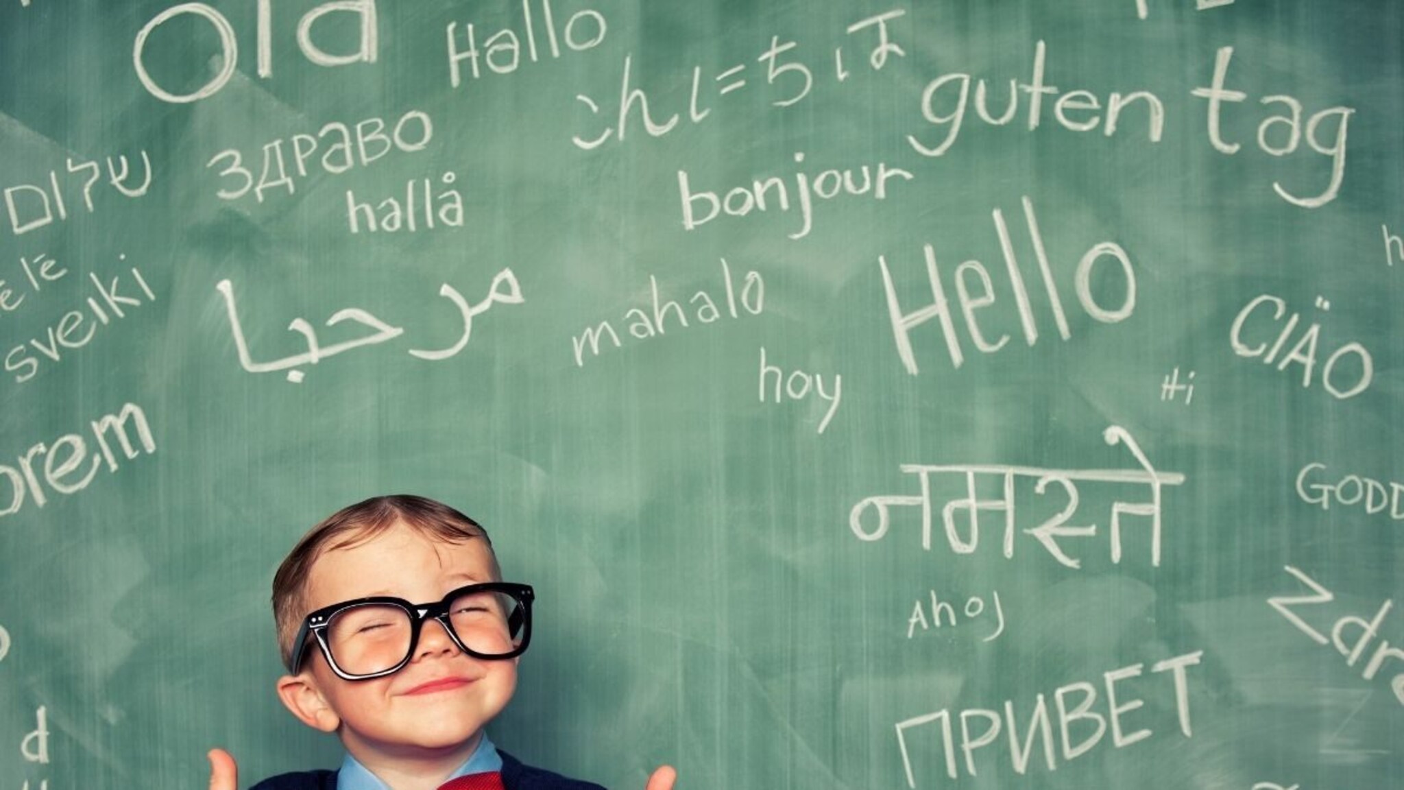 कोण म्हणतं फक्त फॉरेनमध्ये फक्त इंग्रजीच चालतं! 2 भारतीय भाषा ज्या जगात सर्वाधिक बोलल्या जातात