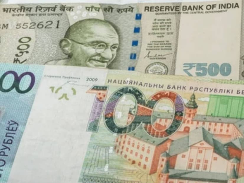 याचा स्पष्ट अर्थ असा की जर तुम्ही भारतातून ₹100 घेऊन रशियाला गेलात, तर तुम्हाला तेथे अंदाजे 86 रूबल मिळतील.म्हणजेच, जर तुम्ही रशियात प्रवास करत असाल, तर तिथे तुमच्या ₹100 रुपयांचे मूल्य भारतापेक्षा किंचित कमी असेल. प्रत्येक देशाच्या अर्थव्यवस्थेची स्थिती आणि जागतिक बाजारपेठेतील मागणीनुसार चलनाचे मूल्य बदलते.