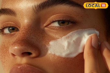 हिवाळ्यात चेहरा निस्तेज दिसतोय? 'हे' खास पदार्थ खा, त्वचेवर येईल नॅच्युरल ग्लो! हिवाळ्यात चेहरा निस्तेज दिसतोय? 'हे' खास पदार्थ खा, त्वचेवर येईल नॅच्युरल ग्लो!