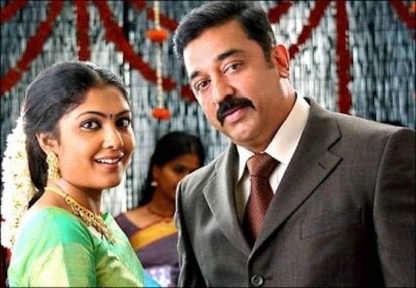 कमलिनी मुखर्जी या अभिनेत्रीब या अभिनेत्रीनं 2004 साली शिल्पा शेट्टी, सलमान खान आणि अभिषेक बच्चन यांच्या 'फिर मिलेंगे' या हिंदी चित्रपटातून अभिनय क्षेत्रात पदार्पण केलं. शेखर कमुला दिग्दर्शित 'आनंद' या चित्रपटातून तिने तेलुगू चित्रपटात पदार्पण केले. या चित्रपटासाठी तिला पुरस्कारही मिळाला.