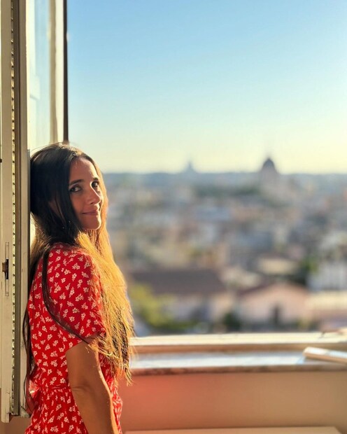 २००७ मध्ये ताराने रूपक सलुजाशी लग्न केले आणि विशेष म्हणजे अक्षय खन्ना तिच्या लग्नात पाहुणा म्हणून हजर होता. ताराने सांगितले होते की, तिच्या नवऱ्यालाही अक्षयबद्दल खूप आदर आहे आणि ब्रेकअपनंतरही त्यांच्यात मैत्री कायम राहिली आहे.