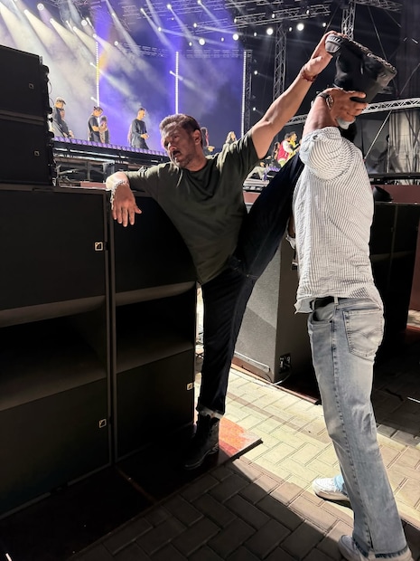 सलमान म्हणाला, 