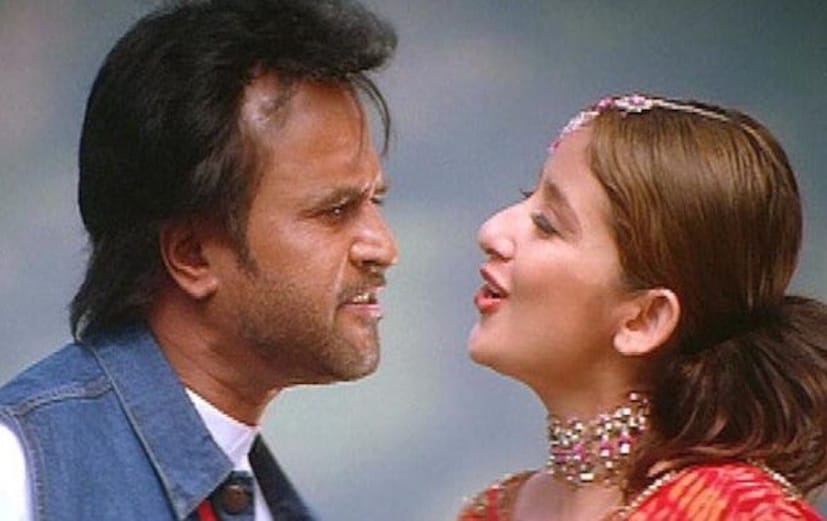 रजनीकांतने अलीकडेच मनीषा कोइरालासोबत बाबा सिनेमात काम केलं होतं.  रजनीकांत मनीषा कोइरालापेक्षा 20 वर्षांनी मोठे आहेत.