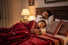 Astro Tips: पती-पत्नीला 'उजव्या-डाव्या'चे हे नियम माहीत हवेच; सुखी संसाराच्या इतक्या गोष्टींना पूरक