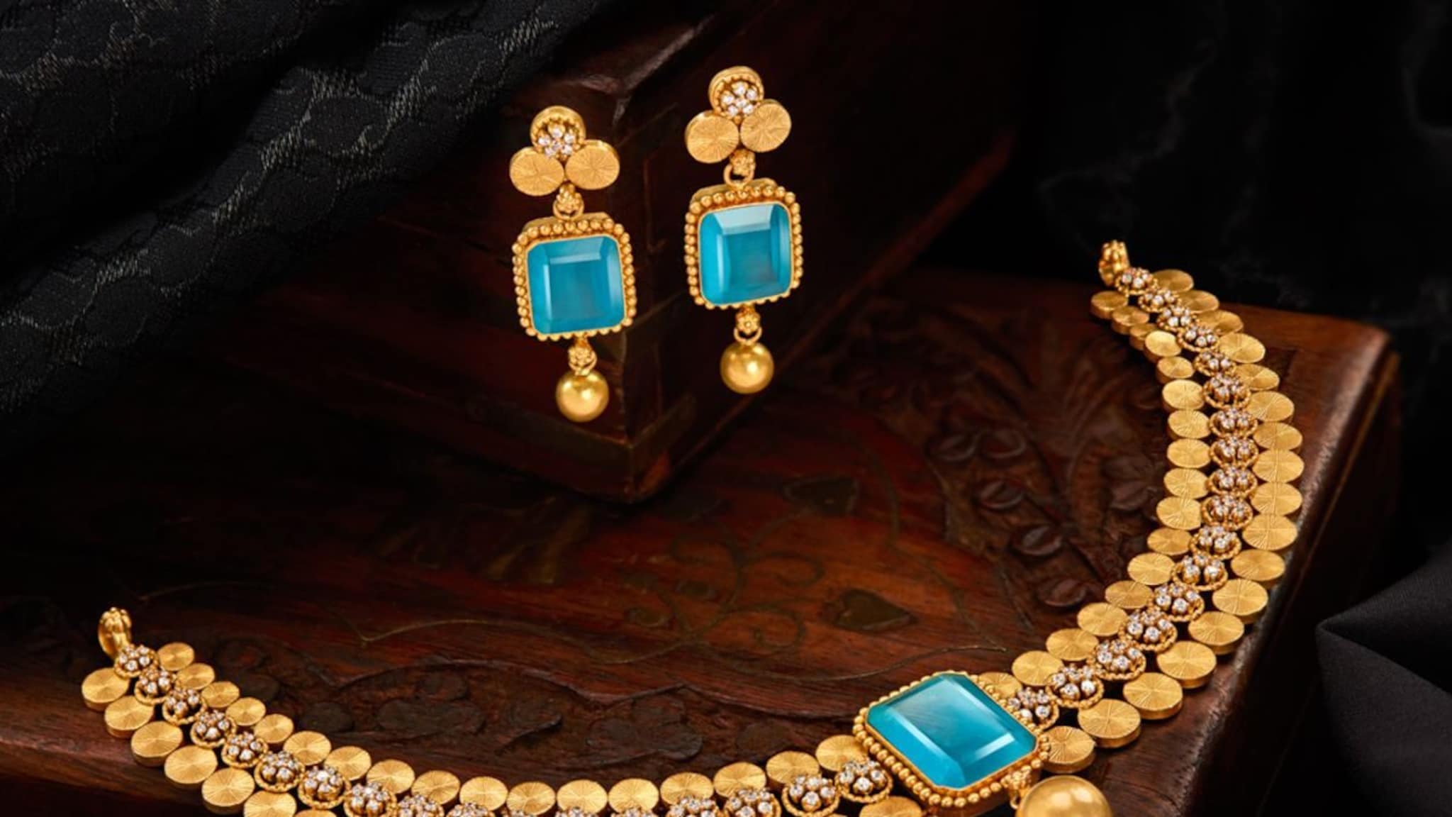 Gold : तुम्ही आता 500000 रुपये गुंतवले तर पुढच्या 5 वर्षांत त्याची किंमत किती असेल?