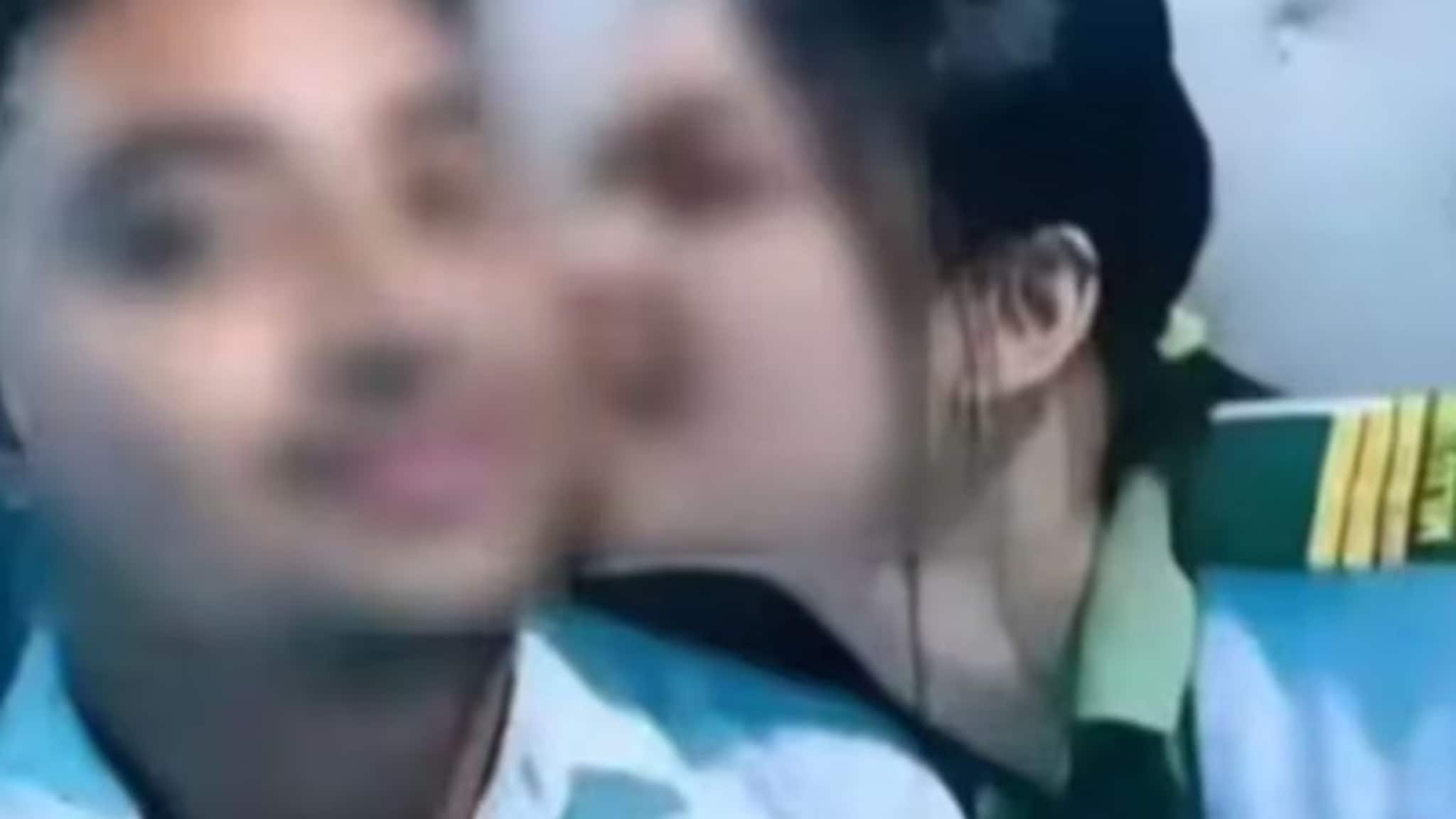 19 Minute Viral Video नंतर लिक झाला College MMS, डिजिटल जग कसा ठरतो इतका धोकादायक? वाचा सविस्तर