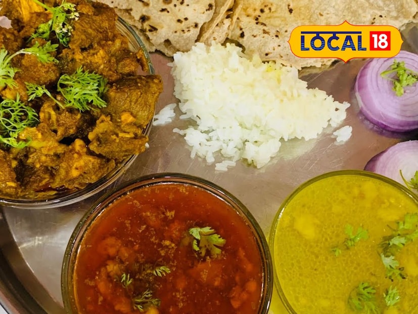  कल्याण शहरात तुम्हाला एकाच ठिकाणी तुम्हाला व्हेज थाळी, नॉनव्हेज थाळी मिळणार आहे. नॉनव्हेजमध्ये तुम्हाला चिकन थाळी, मटण थाळी शिवाय फीश थाळीही मिळणार आहे.