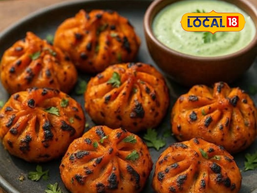  लोकही इथे मोमोजसाठी आवर्जून येतात. मोमोजची प्रसिद्धी इतकी वाढली आहे की, काही वेळा गर्दी जास्त असते.येथे मोमोज खाल्ल्यानंतर तुम्हाला लगेचच कळेल की, ही एक अशी ठिकाण आहे जिथे खाण्याचा अनुभव फक्त चवीपुरता मर्यादित नाही तर आनंद, ताजेपणा आणि एक वेगळा खाद्यसंस्कृतीचा अनुभव देते.