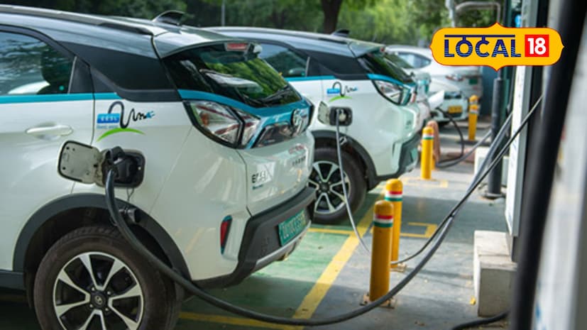  विधानसभा अध्यक्षांच्या आदेशामुळे ईव्ही वाहनधारकांसाठी मोठा दिलासा मिळाला असून टोलमाफी आणि चार्जिंग सुविधांची उपलब्धता ही भविष्यातील वाहतूक व्यवस्थेतील महत्त्वाची बदलाची सुरुवात ठरणार आहे. ही योजना ईव्ही वाहनधारकांसाठी नक्कीच फायदेशीर ठरणार आहे आणि पर्यावरणपूरक प्रवासाला चालना देणार आहे