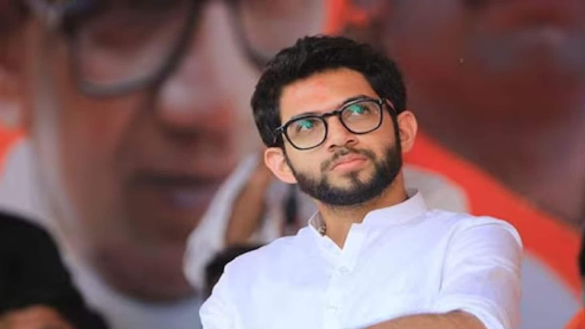 आदित्य ठाकरेंना वरळीत मोठा धक्का, 17  वर्षे सोबत असलेला शिलेदार अखेर बोलला