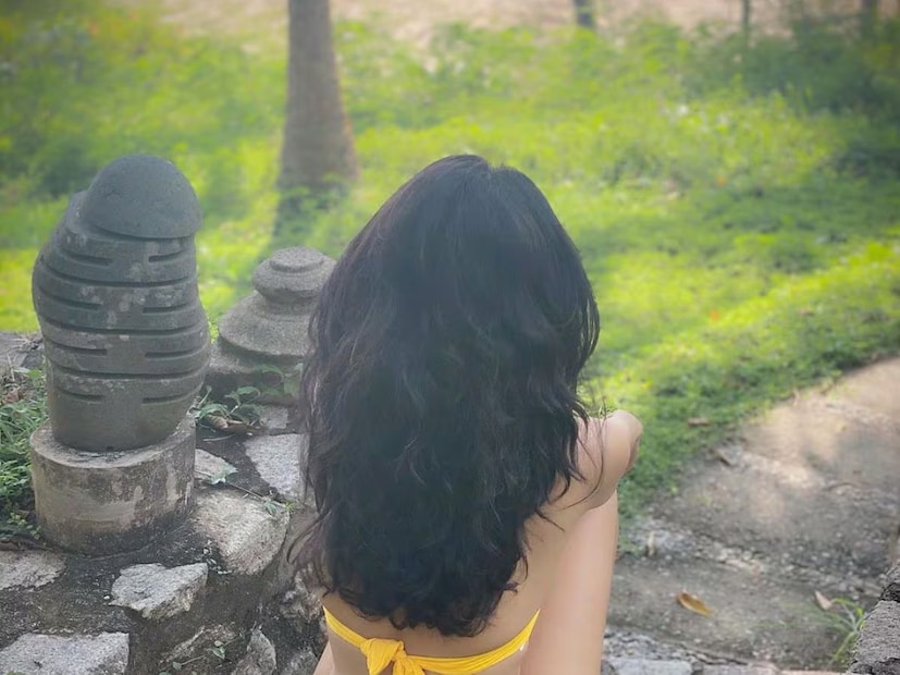  2003 मध्ये अभिनेत्रीने रुपेरी पडद्यावर एन्ट्री करत धुमाकूळ घातला. आजही लोक या अभिनेत्रीला विसरलेले नाहीत. अभिनेत्रीच्या किसिंग सीनची चांगलीच चर्चा होते. बॉलिवूडमध्ये पदार्पण करताच आपल्या पहिल्या चित्रपटात या अभिनेत्रीने 17 किसिंग सीन दिले होते.