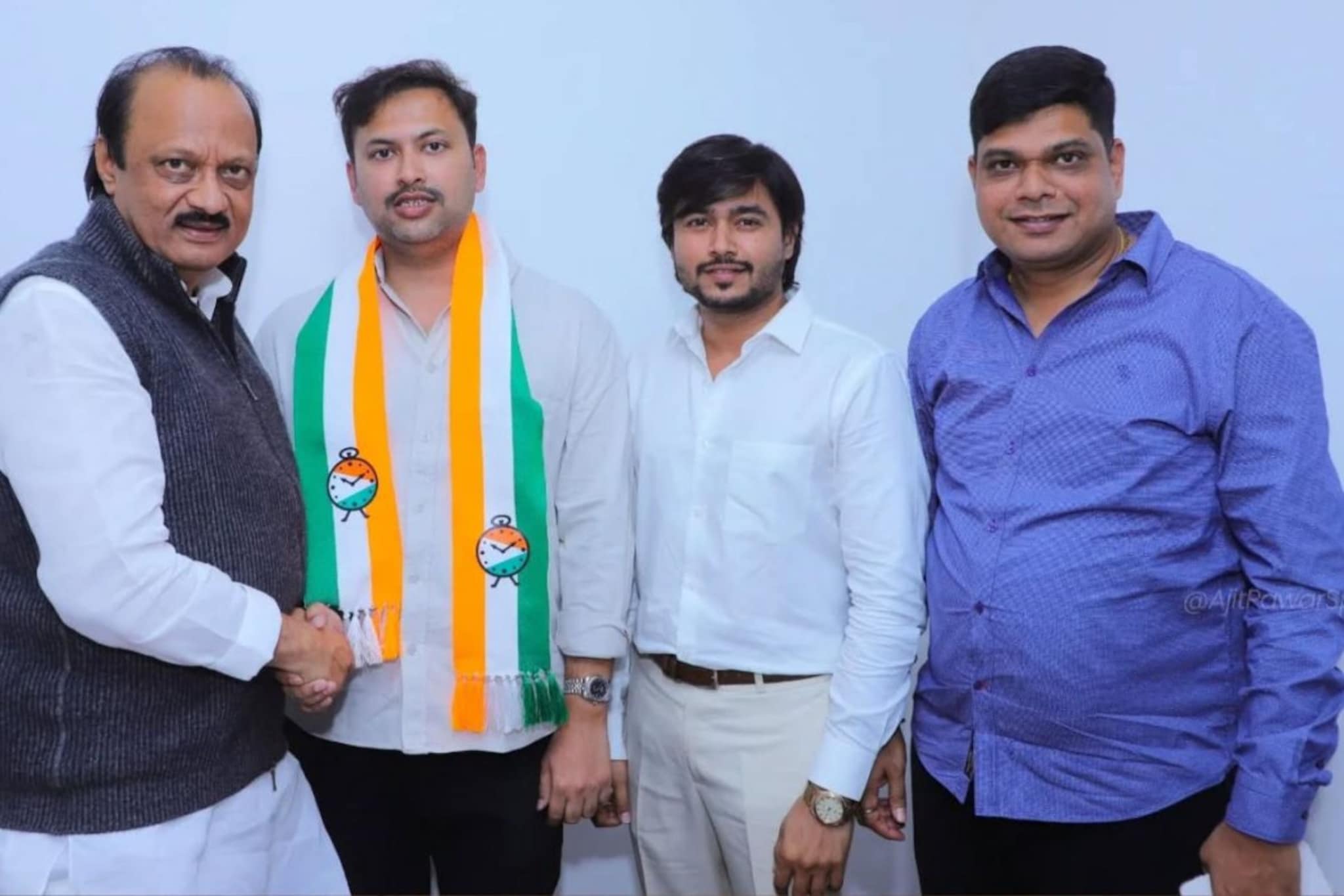 पिंपरी चिंचवडमधील बड्या नेत्याच्या मुलाचा अजितदादांच्या राष्ट्रवादीत प्रवेश