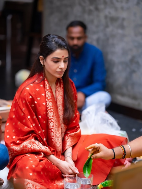 अभिनेत्री समांथा रूथ प्रभू तिच्या वैयक्तिक आयुष्यामुळे नेहमची चर्चेत आली आहे. पहिला नवरा नागा चैतन्यला डिवोर्स दिल्यानंतर ती आणखीच चर्चेत आली. दरम्यान पहिल्या डिवोर्सनंतर समांथाने दुसरं लग्न केल्याची माहिती समोर येत आहे. अभिनेत्री समांथा रूथ प्रभू तिच्या वैयक्तिक आयुष्यामुळे नेहमची चर्चेत आली आहे. पहिला नवरा नागा चैतन्यला डिवोर्स दिल्यानंतर ती आणखीच चर्चेत आली. दरम्यान पहिल्या डिवोर्सनंतर समांथाने दुसरं लग्न केल्याची माहिती समोर येत आहे.