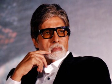 अमिताभ बच्चन यांचे धडाधड 3 ट्वीट, चाहत्यांची चिंता वाढली