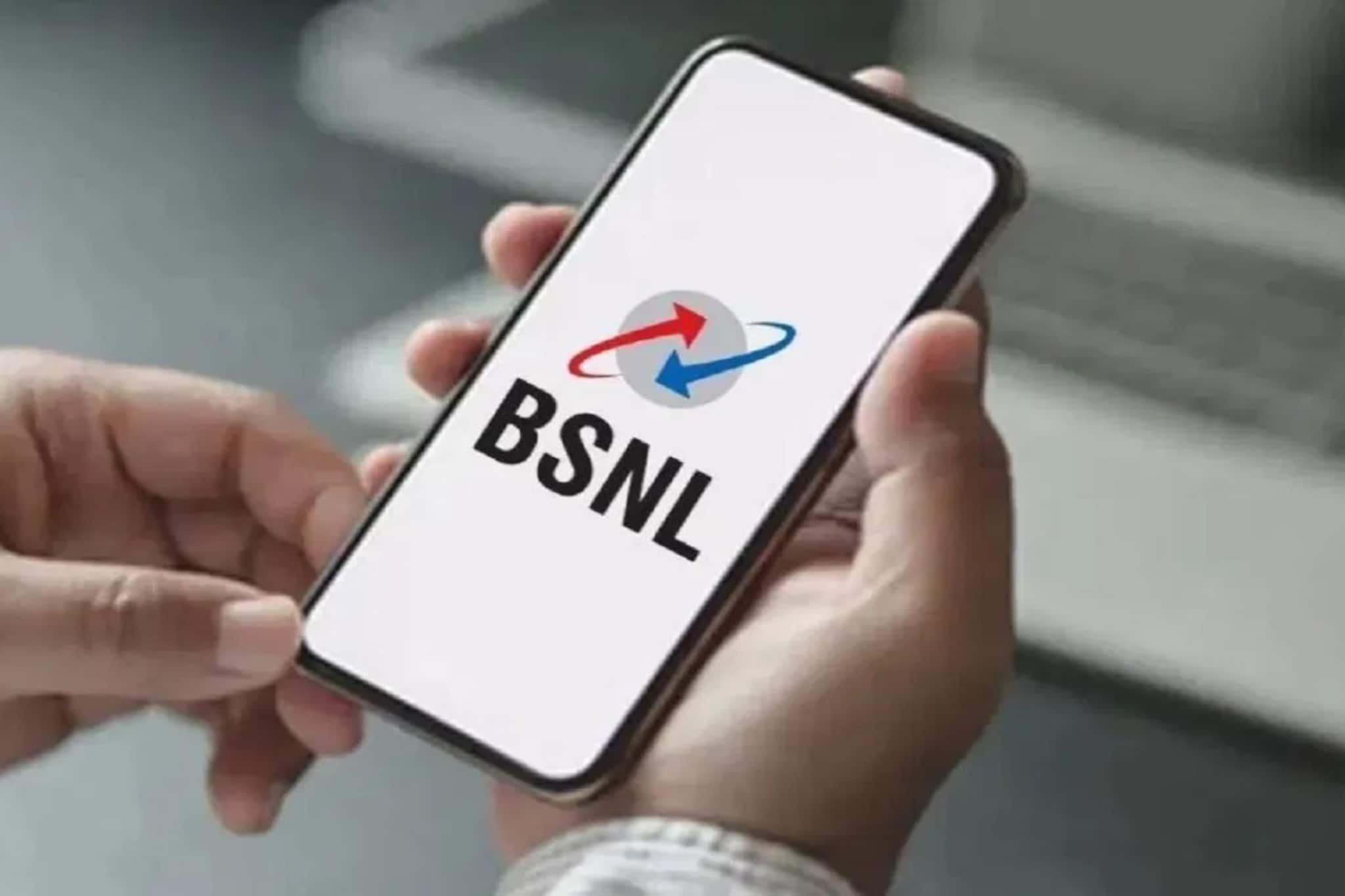 'ही' कंपनी देतेय फक्त 399 रुपयांत 3300GB डेटा! 60Mbps मिळेल स्पीड 'ही' कंपनी देतेय फक्त 399 रुपयांत 3300GB डेटा! 60Mbps मिळेल स्पीड