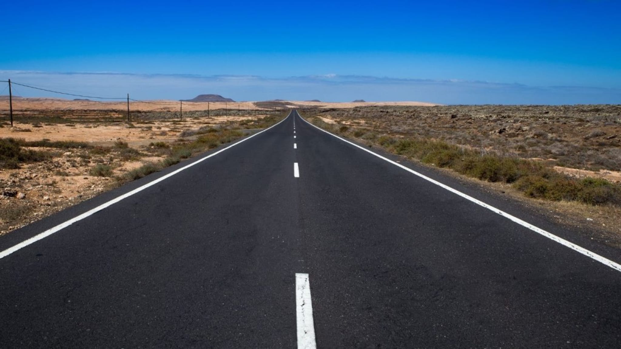 General Knowledge : जगात कुठेही जा, रोड काळ्या रंगाचेच का असतात? रस्त्यांना रंग का देत नाहीत?