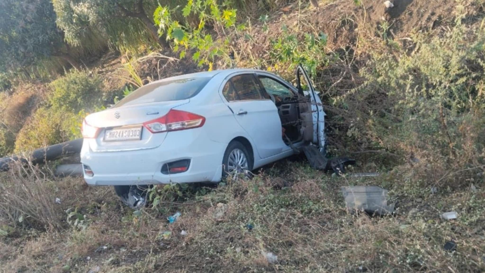 Dharashiv: धाराशिवमध्ये हिट अँड रनची घटना, 6 ऊसतोड मजुरांना उडवलं, 4 जणांची प्रकृती गंभीर