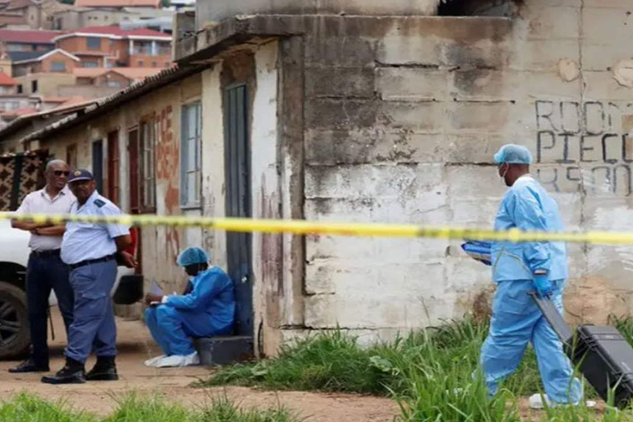 दिसेल त्याला ठोकलं! रस्त्यावर रक्त अन् मृतदेहांचा खच,द.आफ्रिकेत अंदाधुंद गोळीबार