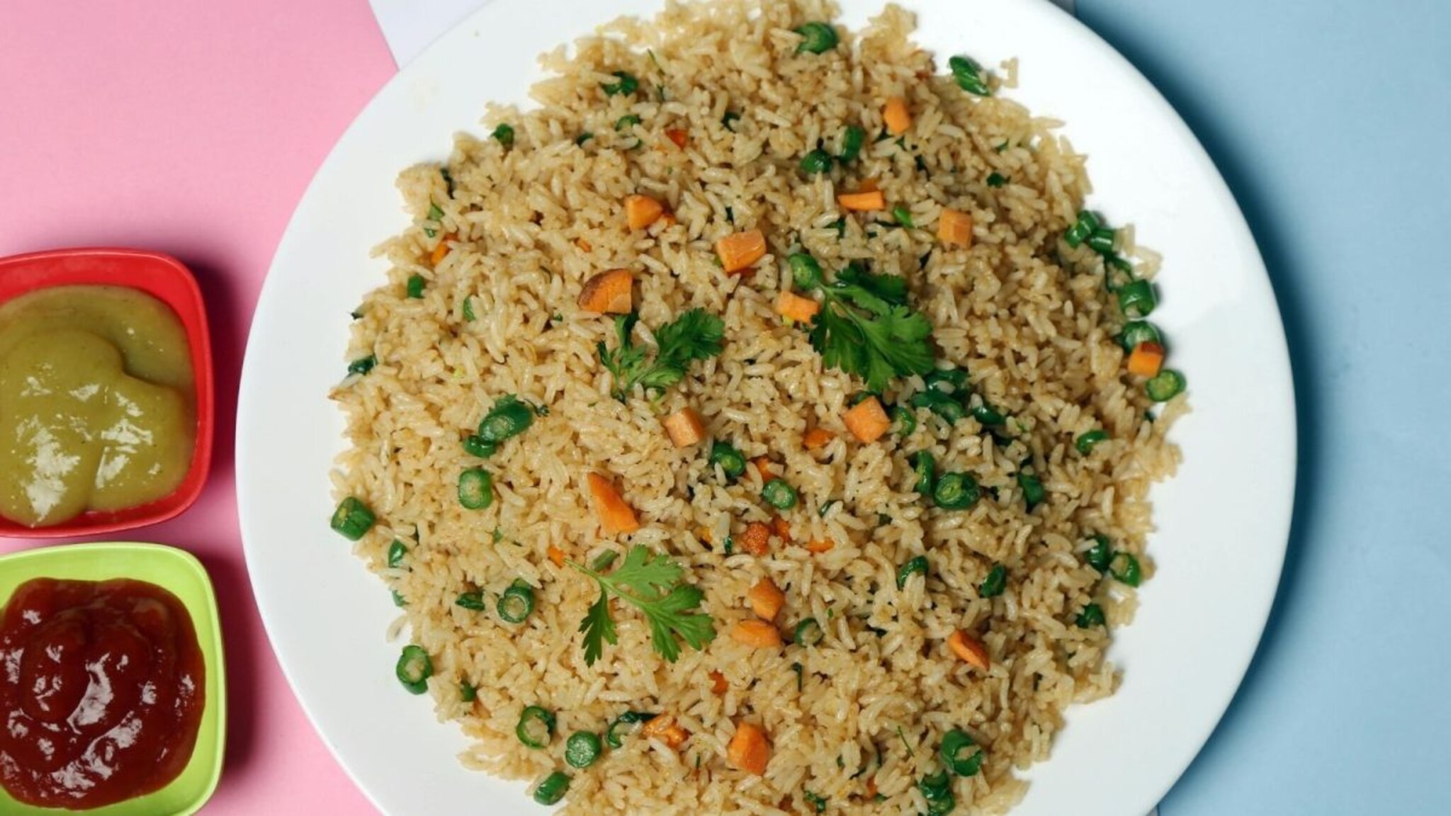 Kitchen Tips : घरी का बनत नाही हॉटेलसारखा फ्राइड राइस, शेफ रणवीरने सांगितली नेमकी चूक कुठे होते