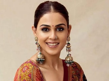 देशमुखांची सून, मराठी बोलते, पण जेनिलियाचं फेव्हरेट फूड कोणतं? देशमुखांची सून, मराठी बोलते, पण जेनिलियाचं फेव्हरेट फूड कोणतं?