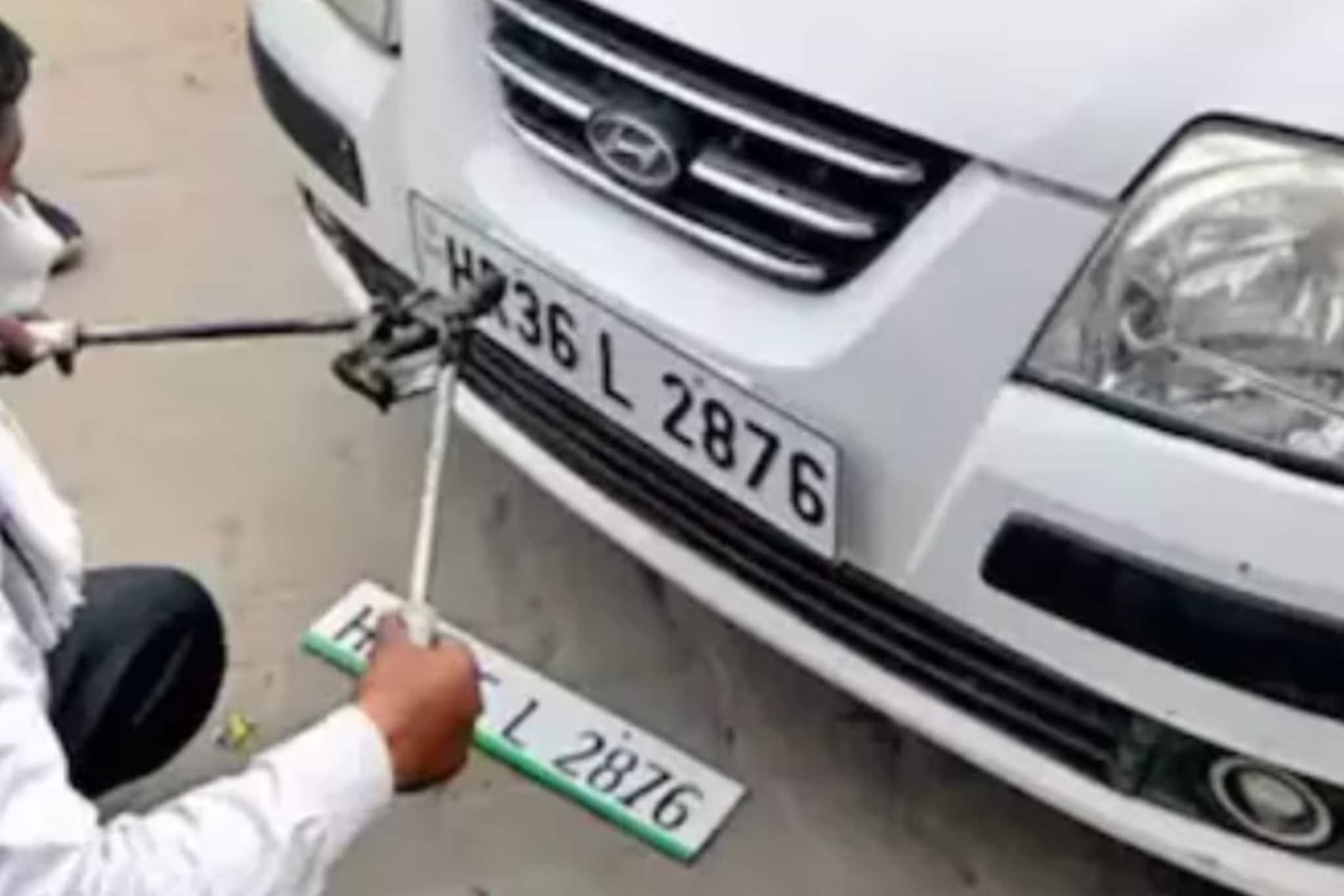 HSRP नंबर प्लेटमध्येही होतोय Fraud; तुमची नंबर प्लेट खरी की खोटी? अशी करा ओळख