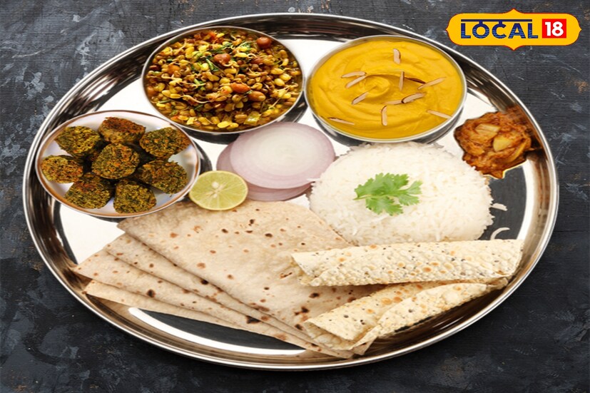 दादर म्हटलं की अगदी पहिली आठवण येते ती इथल्या महाराष्ट्रीयन उपाहारगृहांची. इथल्या अनेक हॉटेल्सनी दशकानुदशकं आपली चव, आपली परंपरा आणि घरगुतीपणा टिकवून ठेवला आहे. खवय्यांची आवडती आणि स्त्रियांची तर खास पसंती असणारी हॉटेल्स म्हणजे आस्वाद उपहारगृह, मामा काणे उपहारगृह, प्रकाश, गंधर्व, चौरंग, हाऊस ऑफ मिसळ, तृप्त, पोटोबा , एकादशी, तांबे उपहारगृह हीच. इथे आपल्याला लुप्त होत चाललेले पण पारंपरिक अस्सल पदार्थ मिळतात पिठलं-भाकरी, डाळिंबाची उसळ, मटकीची उसळ, थालीपीठ, कोथिंबीर वडी, घरगुती सूप, पोळी-भाजी, मिसळ, झुणका, भात-आमटी… एकदम महाराष्ट्राच्या चवीची सफर! दादरमधील ही जुनी हॉटेल्स आजही खवय्यांसाठी घरगुती चवीची आठवण ताजी करून ठेवतात.