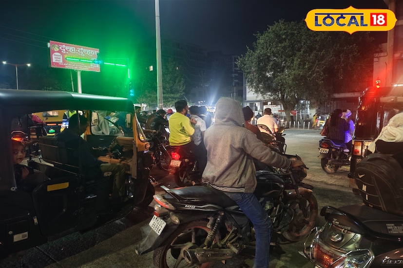 परभणी जिल्ह्यात आज आकाश पूर्णपणे स्वच्छ राहणार असून पहाटेचा गारवा अंगात शिरणारा असेल. दिवसभर हवा कोरडी राहिल्याने थंडी अधिक वेळ टिकू शकते. बीड जिल्ह्यातही दिवसभर आकाश निरभ्र राहणार आहे. वातावरणातील बदलांमुळे गारठा वाढण्याची शक्यता असून कमाल तापमान 28.4 तर किमान तापमान 16.4 राहणार आहे.