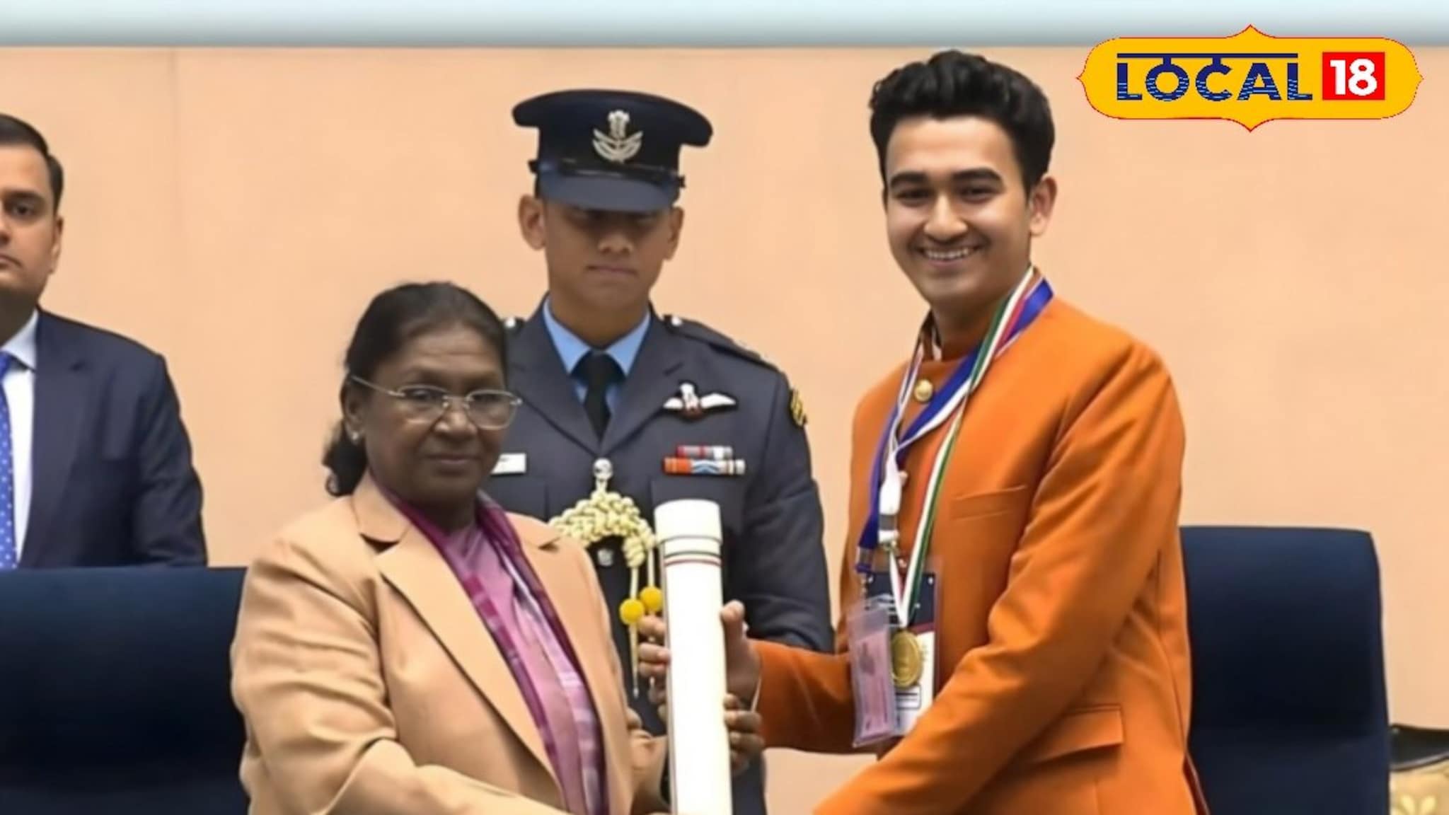 छ. संभाजीनगरच्या अर्णवला राष्ट्रीय बालवीर पुरस्कार‎, कार्य पाहून राष्ट्रपतींनीही केलं कौतुक