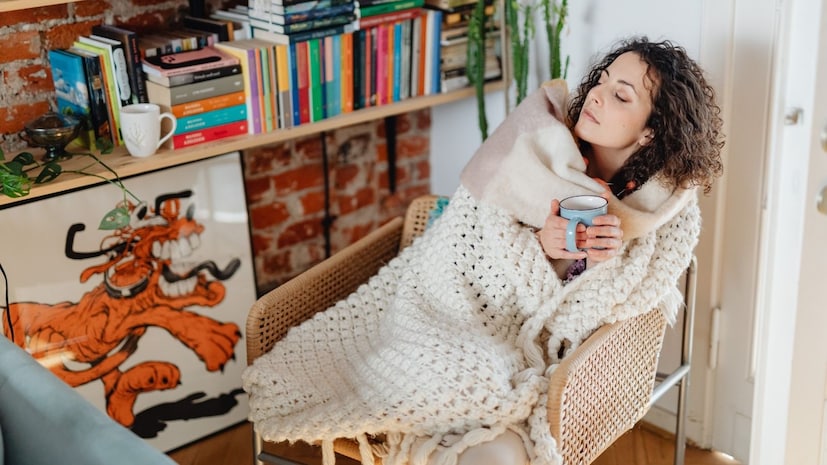 काही जणांना खूप थंडी लागते, तर काहींना जणांना थंडी असूनही थंडी लागत नाही. त्यांच्यामध्ये इतरांपेक्षा थंडी सहन करण्याची क्षमता जास्त असते. याचा अर्थ तुमचा मेटाबोलिझम स्ट्राँग आहे, ब्राऊन फॅट अॅक्टिव्ह आहे.