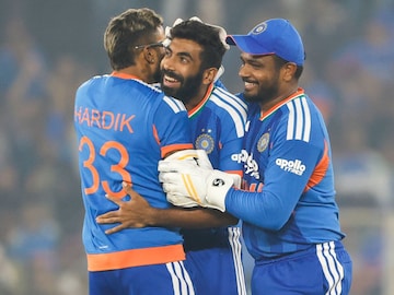 आफ्रिकेला लोळवलं, भारताची चिंता मिटली; टीम इंडियाला मिळाले वर्ल्डकप जिंकून देणार आफ्रिकेला लोळवलं, भारताची चिंता मिटली; टीम इंडियाला मिळाले वर्ल्डकप जिंकून देणार