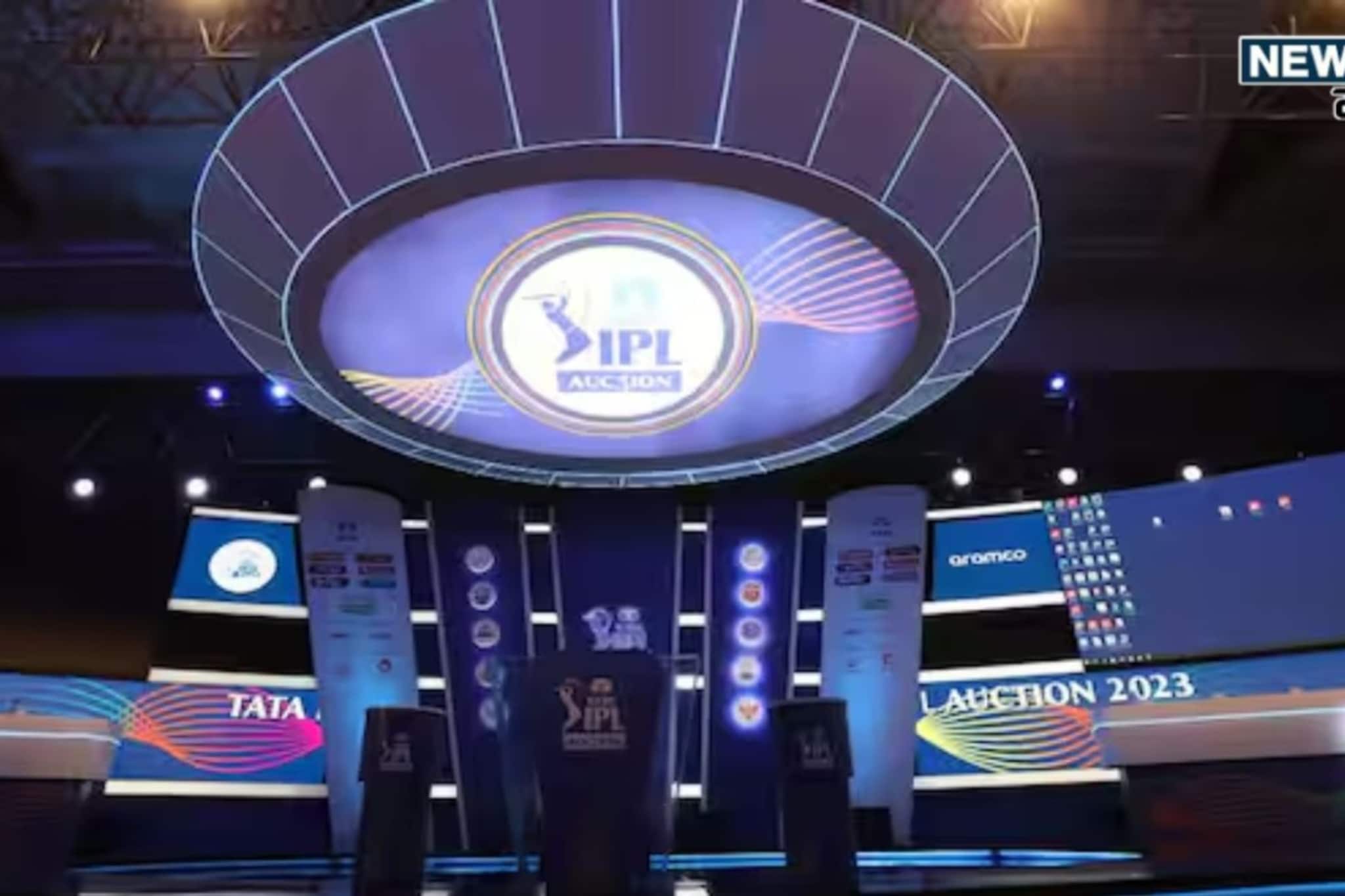 64,00,00,000 उडवले, आता हिस्सा विकायला काढला, तिसऱ्या IPL टीमचा मालक बदलणार! 64,00,00,000 उडवले, आता हिस्सा विकायला काढला, तिसऱ्या IPL टीमचा मालक बदलणार!